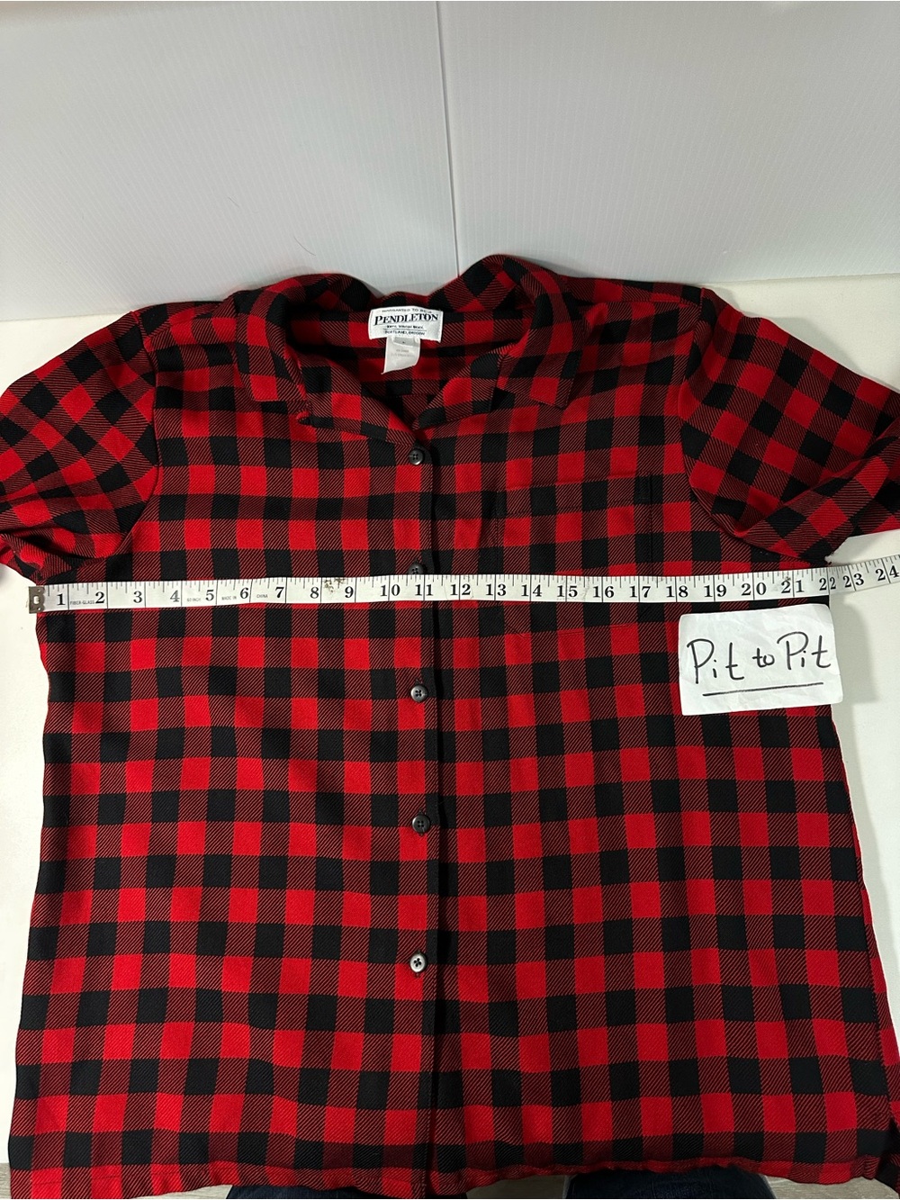 Pendleton Virgin Wool Red and Black Buffalo Plaid Button-Down Shirt Sz L - Picture 8 of 10